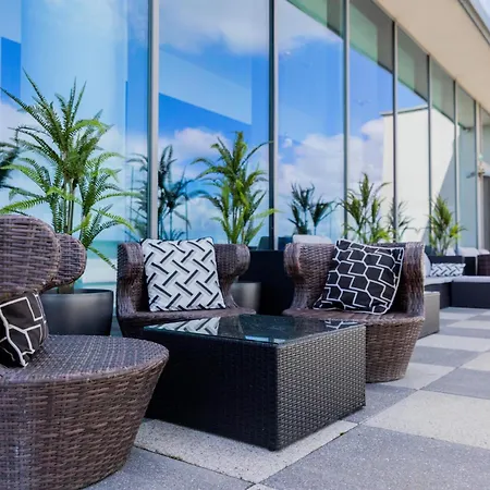 Hilton Bournemouth-2